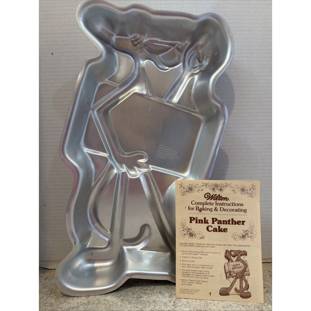 VINTAGE 1977 ~WILTON 502-4548 PINK PANTHER Aluminum Cake Pan Baking Mold